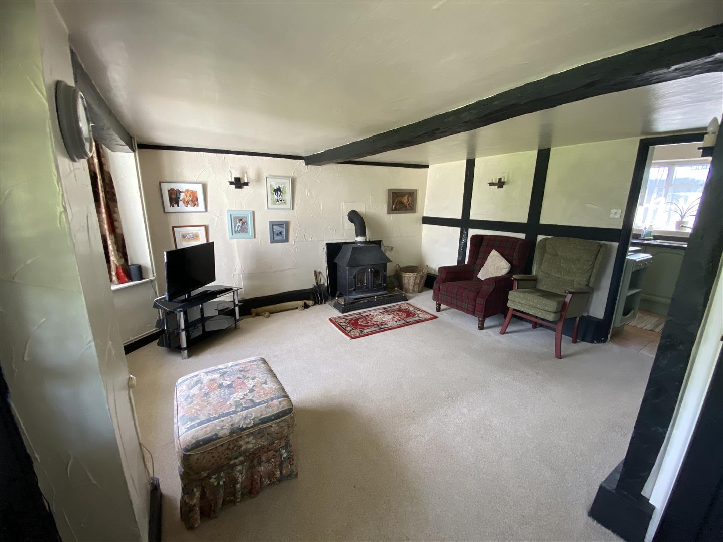 ANOTHER ROOM ASPECT